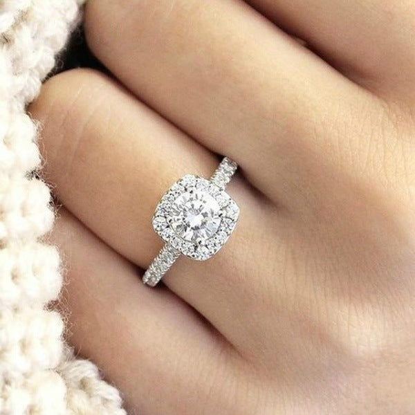 Crystal  Engagement Claws Design Hot Sale Rings - shopngos